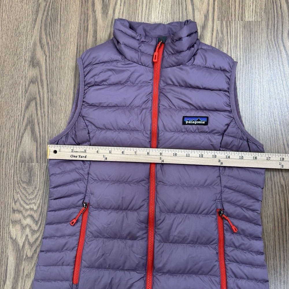 Patagonia‎ Womens Down Vest Size XS Purple Orange Quilted Full Zip Layering Warm - Picture 11 of 16